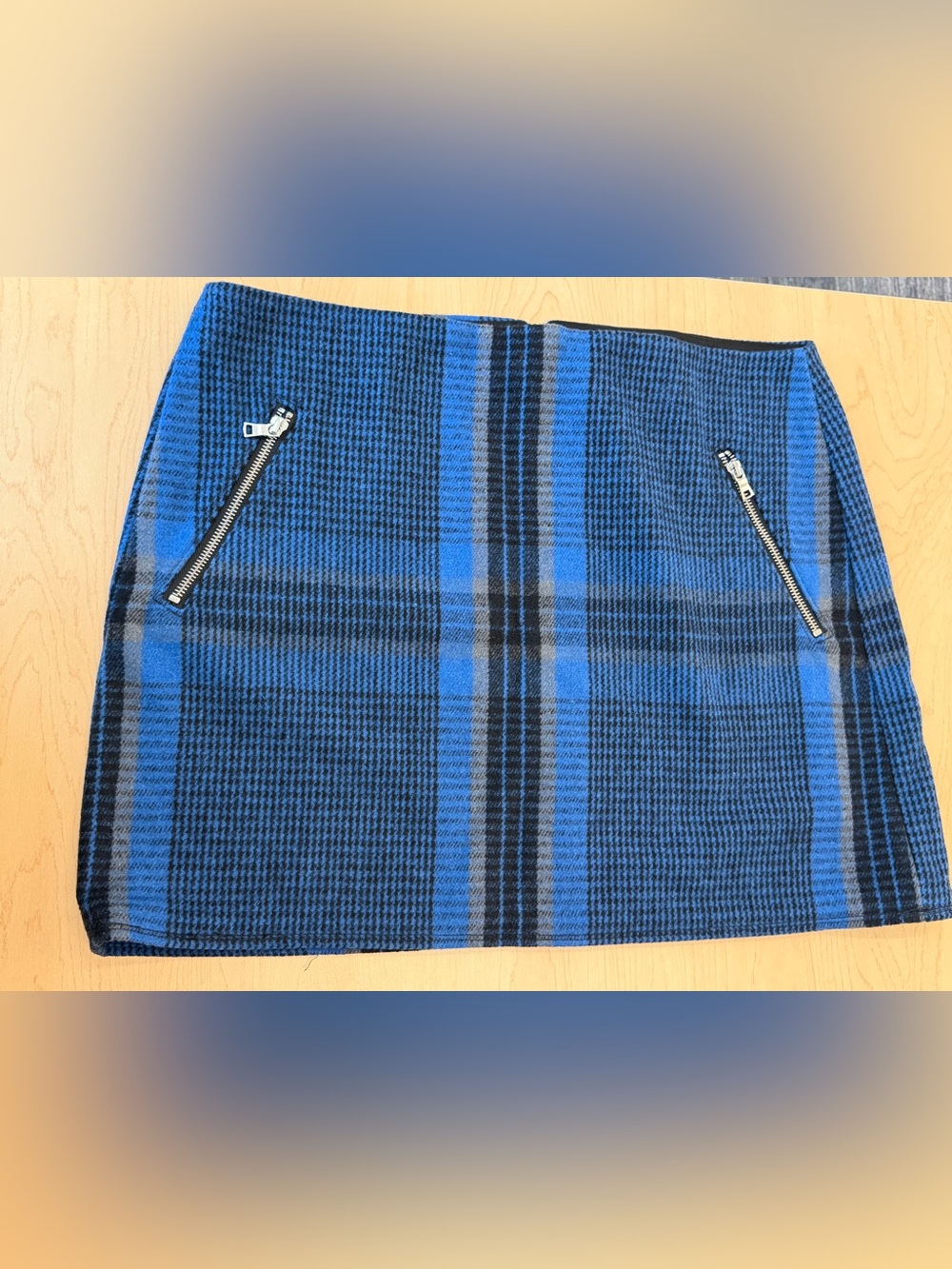 GAP Blue and Black Plaid Mini Skirt with Zip Pockets